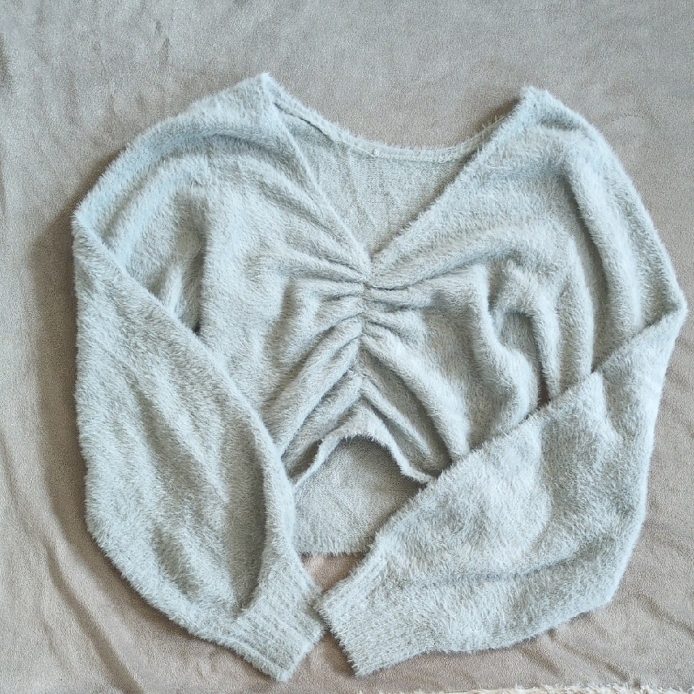 Hollister Soft Light Gray Sweater